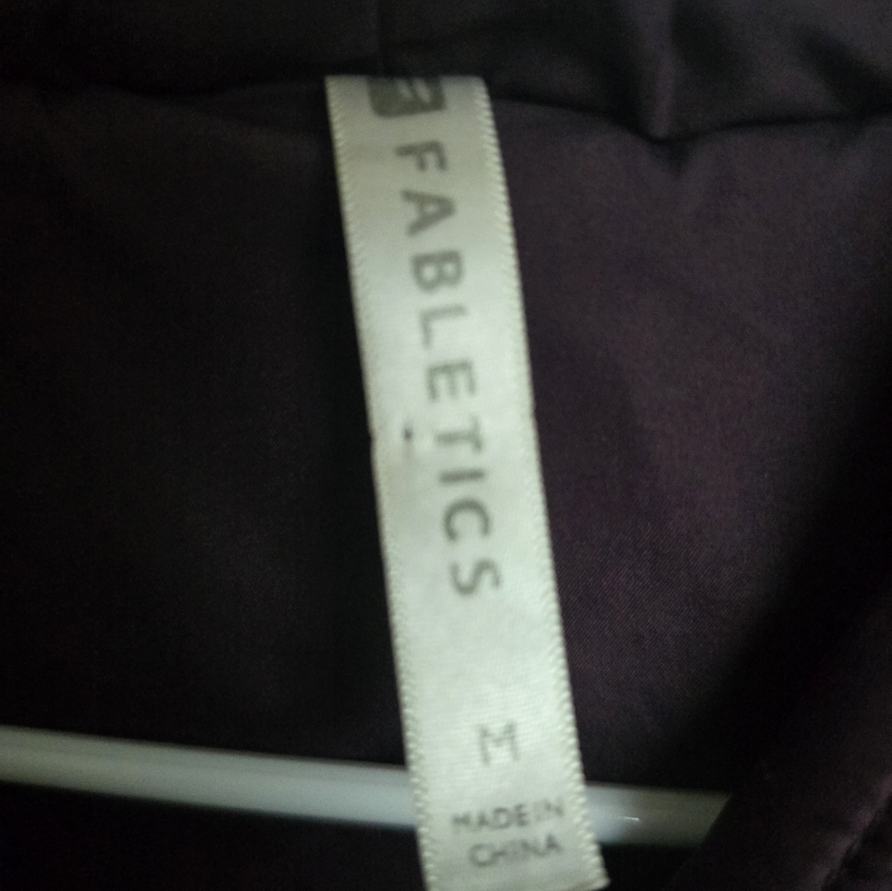 Fabletics Purple Puffer Jacket with Diamond Quilting - Picture 4 of 4